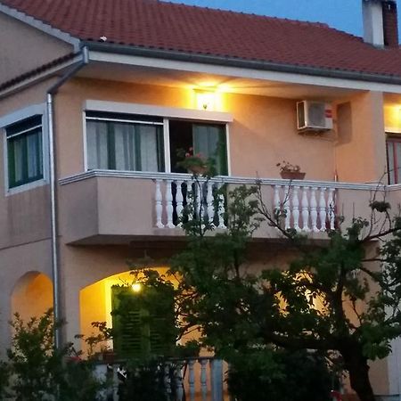 Apartments Dano Sukošan Zewnętrze zdjęcie