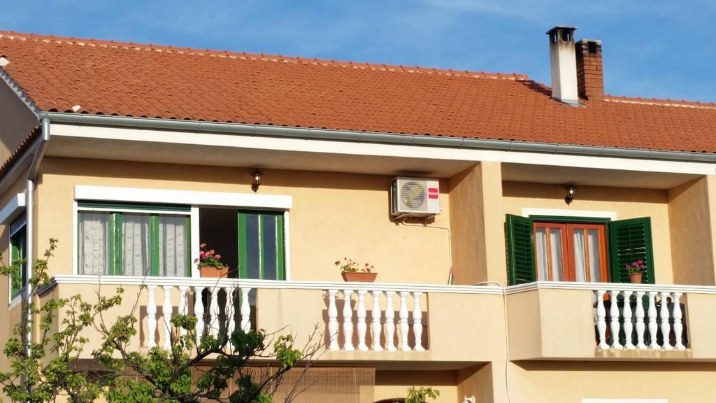 Apartments Dano Sukošan Zewnętrze zdjęcie